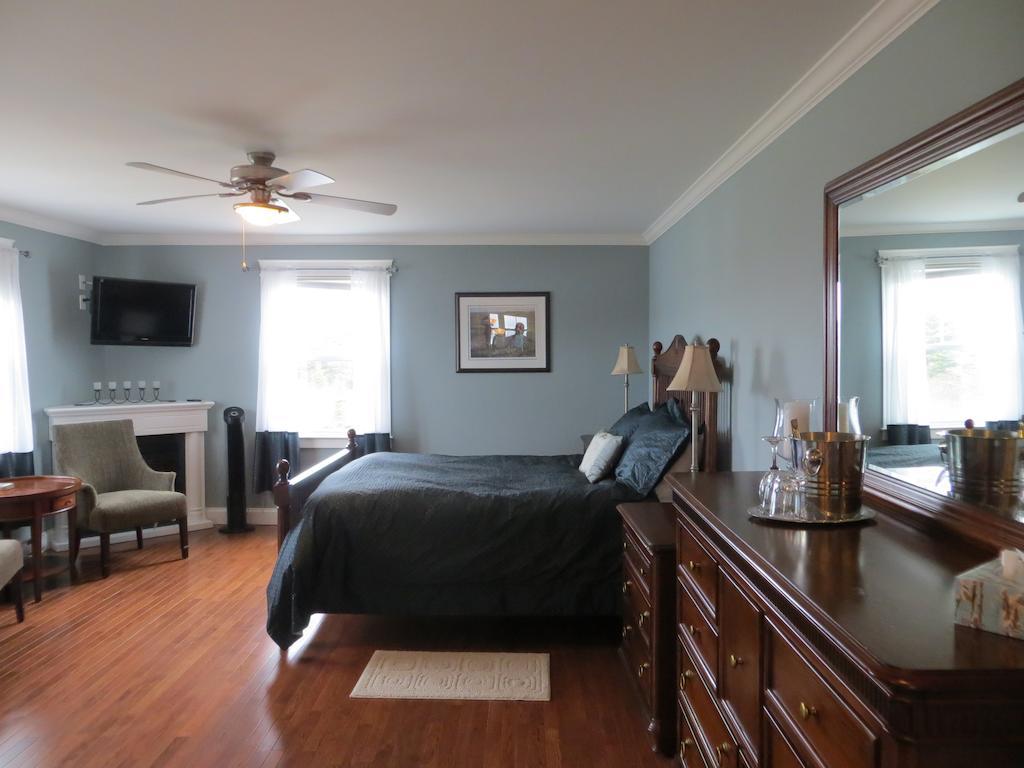 Lancaster Inn B&B Бонависта Стая снимка